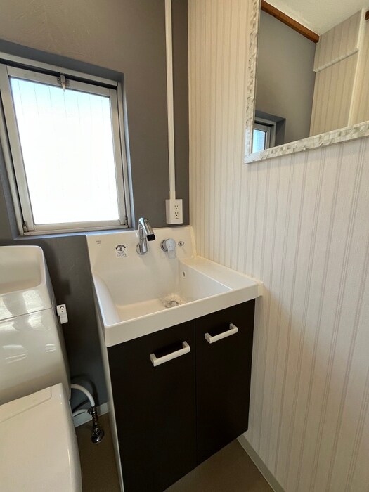 物件内観写真14　(洗面)