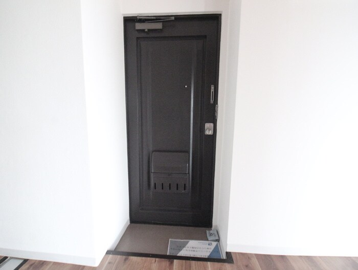 物件内観写真21　(玄関)
