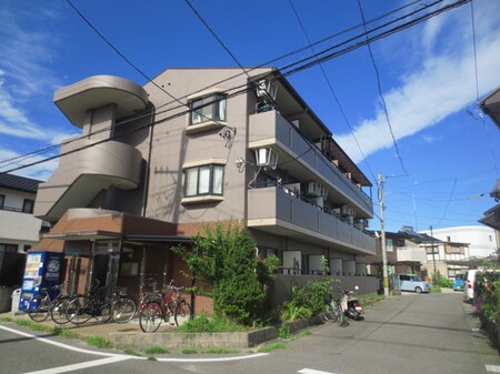 アリゼエンヌ外観写真