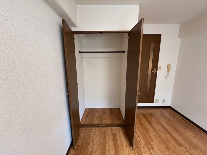 物件内観写真13　(収納)