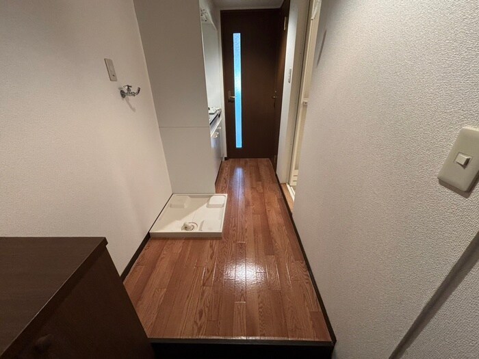 物件内観写真18　(廊下)