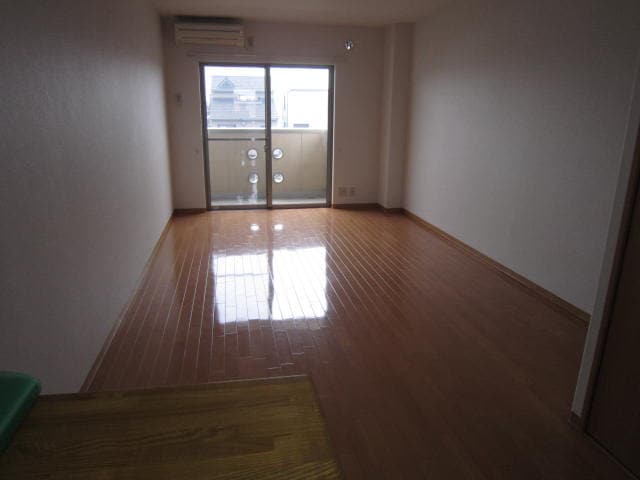 物件内観写真12　(居室)