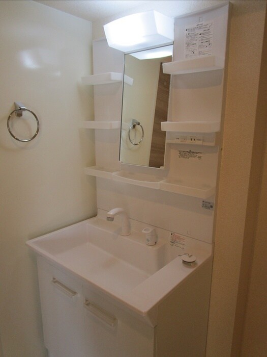 物件内観写真4　(洗面)