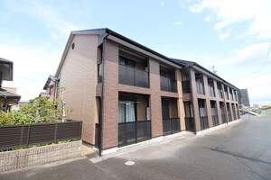 アンプル－ルリ－ブルソレア－ド外観写真