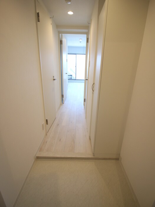 物件内観写真18　(玄関)