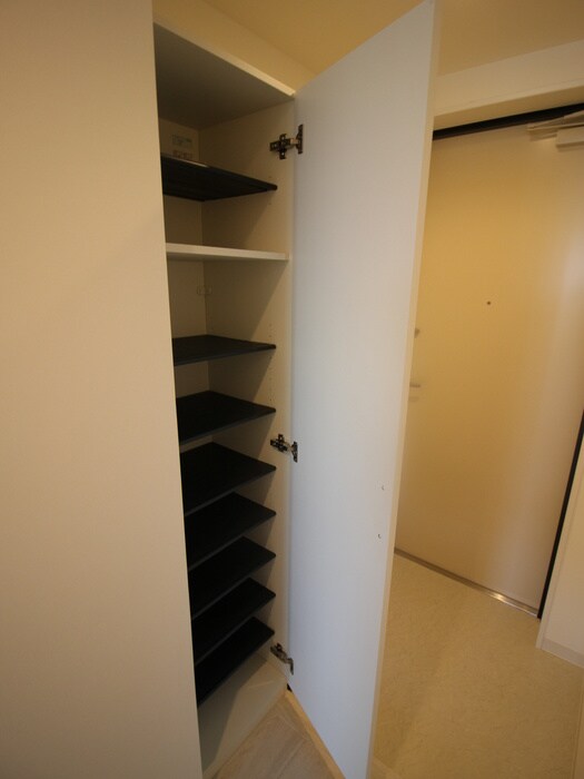 物件内観写真19　(靴箱)