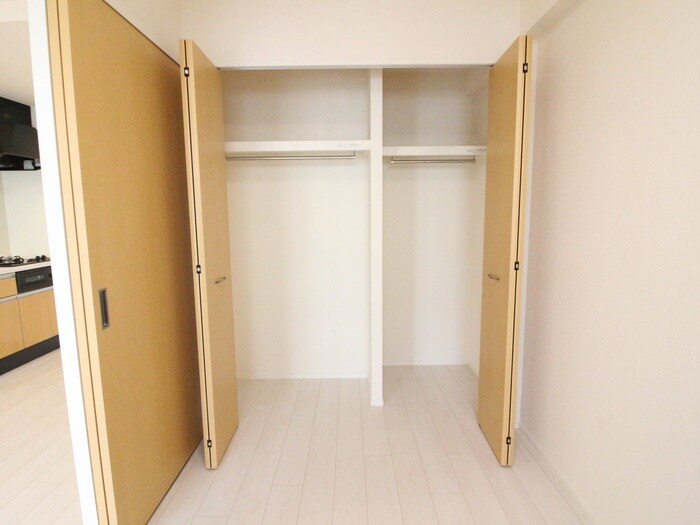 物件内観写真10　(収納)