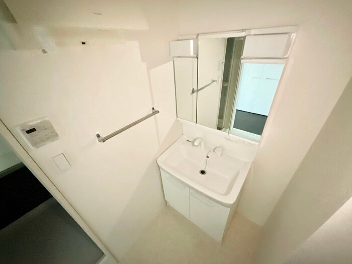 物件内観写真12　(洗面)