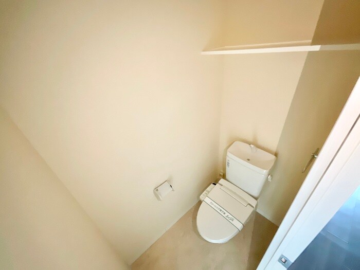 物件内観写真14　(トイレ)