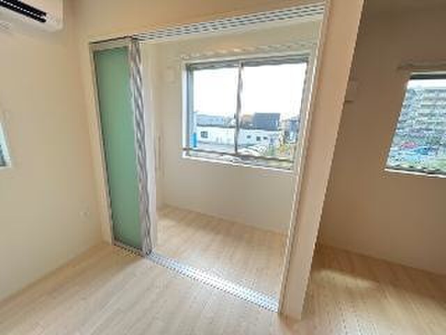 物件内観写真7　(ベランダ・バルコニー)