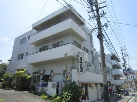 大島ビル外観写真