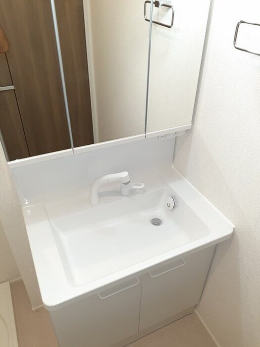 物件内観写真8　(洗面)