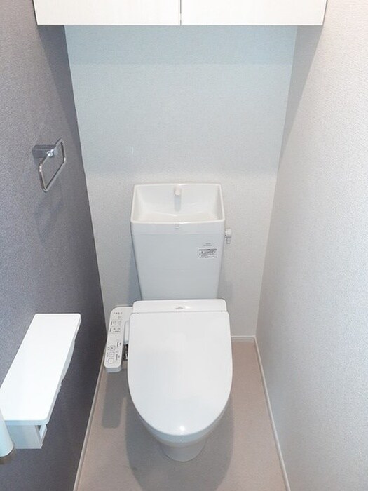 物件内観写真9　(トイレ)