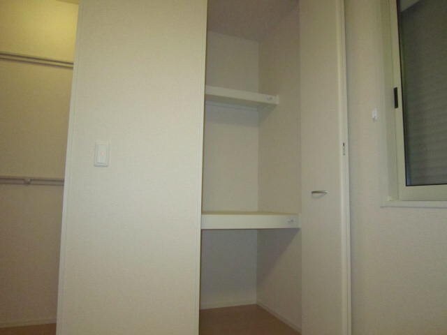 物件内観写真7　(収納)