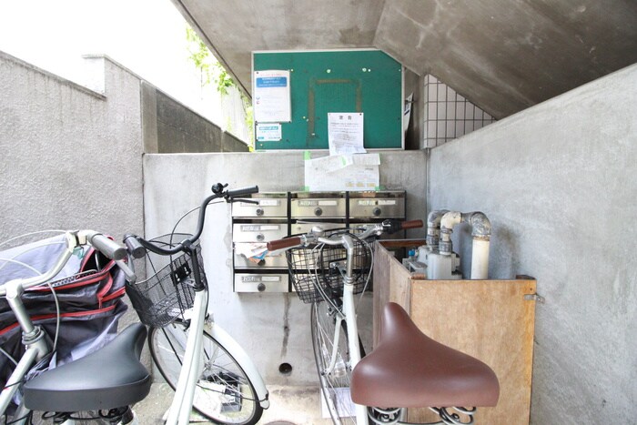 物件外観写真6　(建物設備)