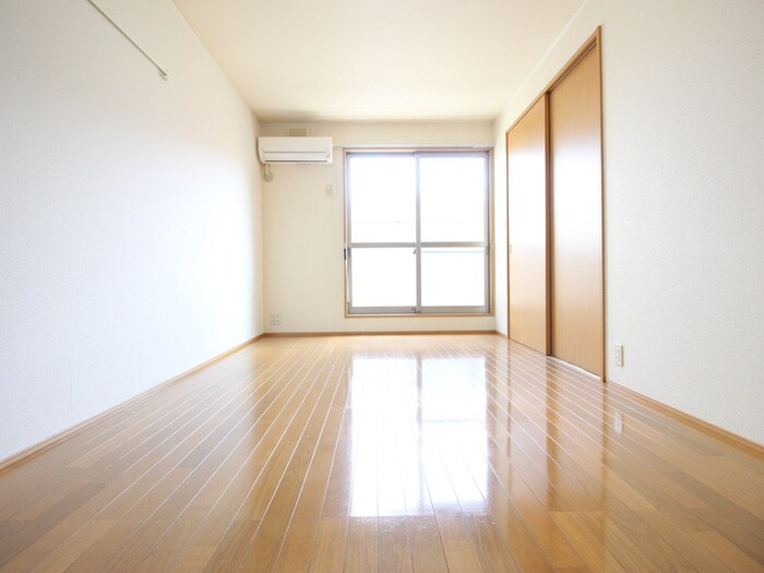 物件内観写真11　(居室)