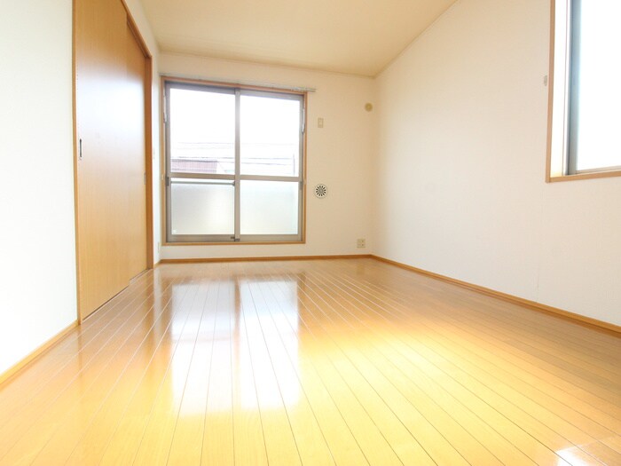 物件内観写真18　(居室)