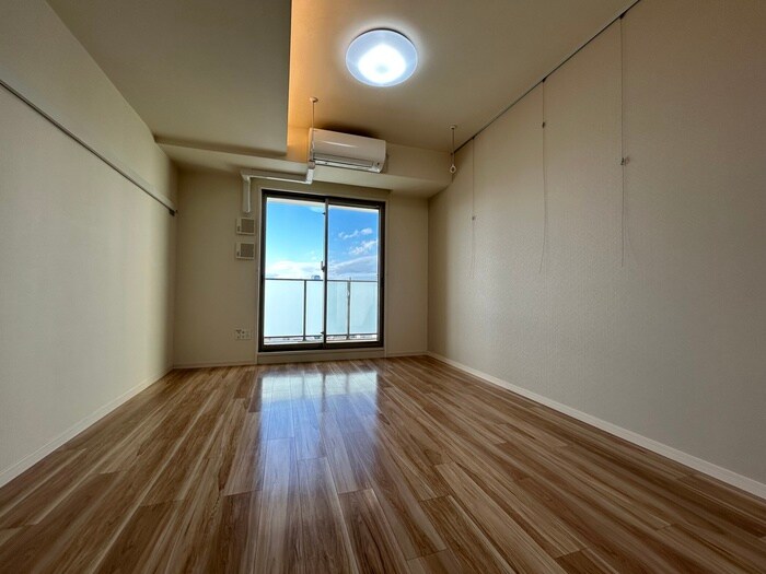 物件内観写真7　(居室)