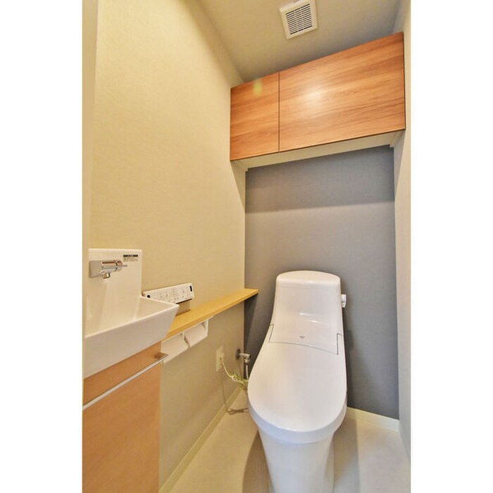 物件内観写真11　(トイレ)