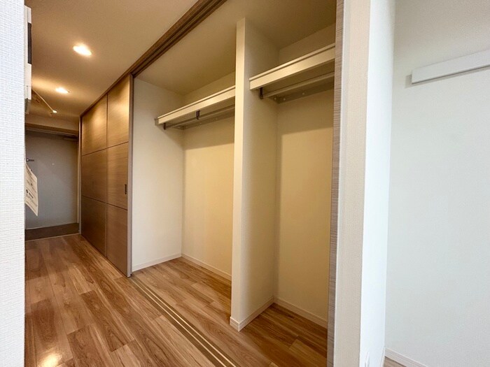 物件内観写真13　(収納)