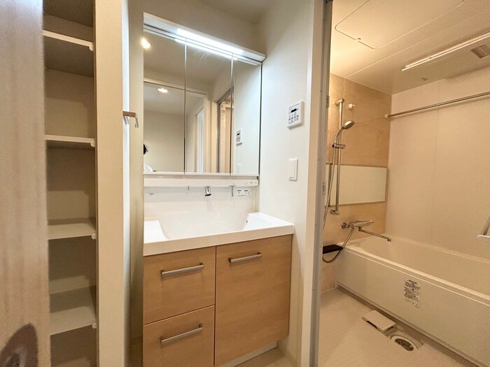 物件内観写真13　(洗面)