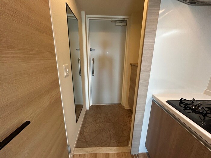 物件内観写真15　(玄関)