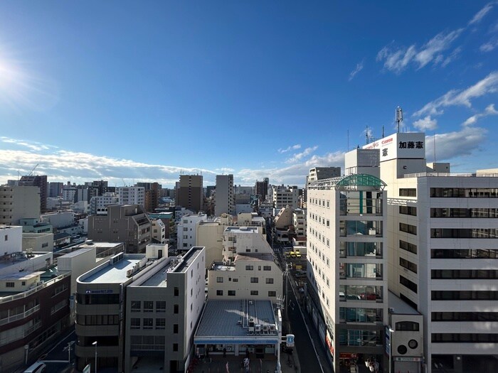 物件内観写真22　(室内からの展望)