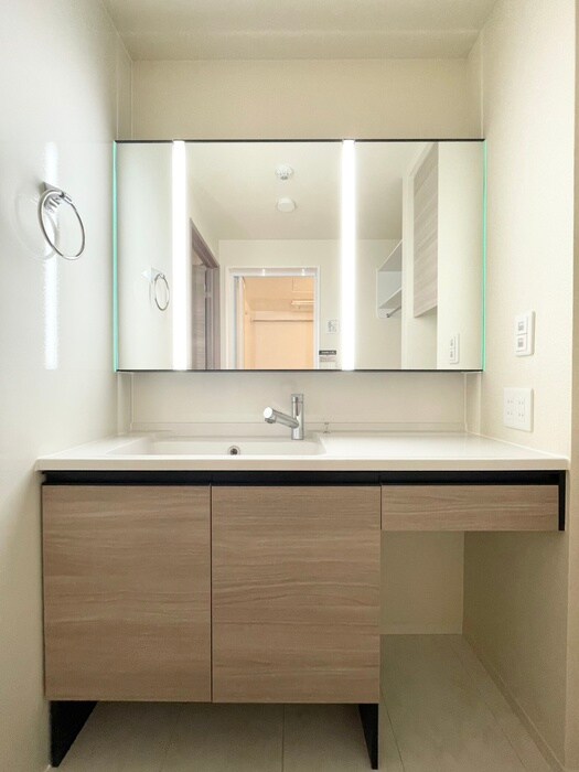 物件内観写真6　(洗面)