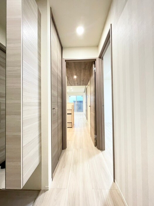 物件内観写真10　(廊下)