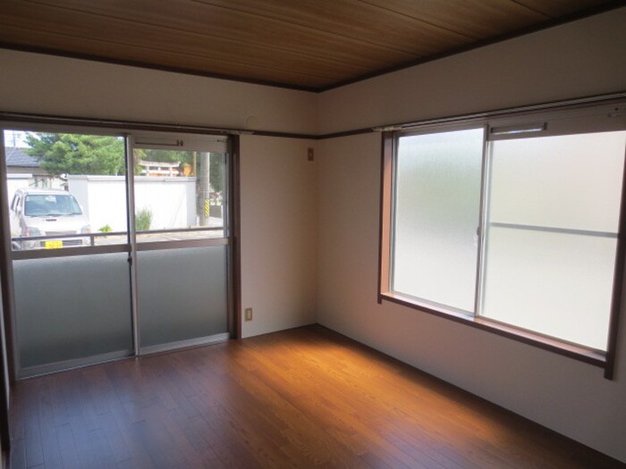 物件内観写真4　(居室)