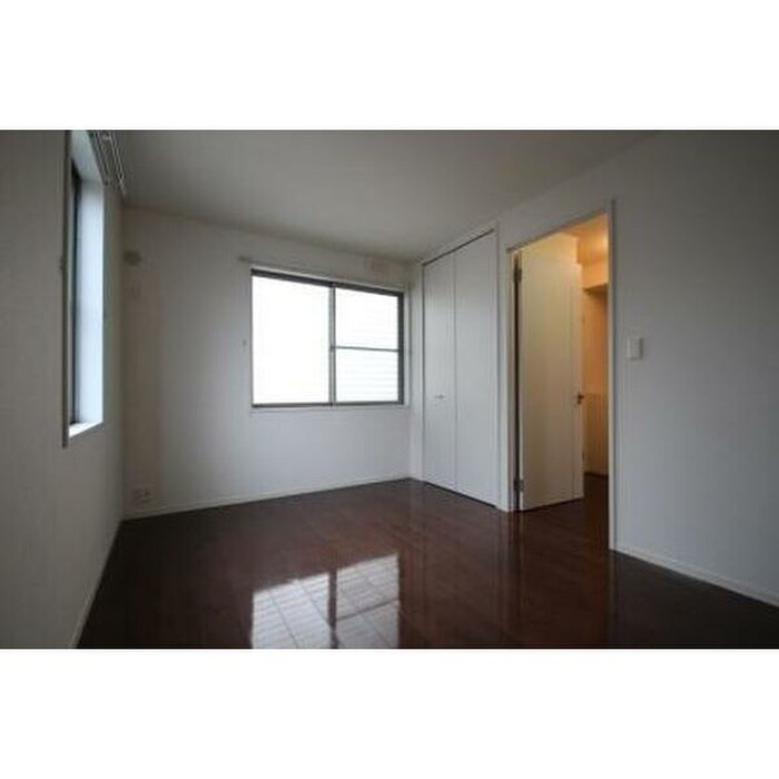 物件内観写真10　(居室)