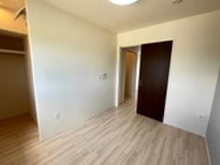 物件内観写真11　(居室)