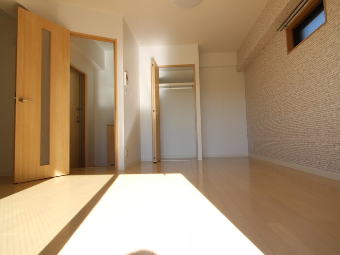 物件内観写真6　(居室)