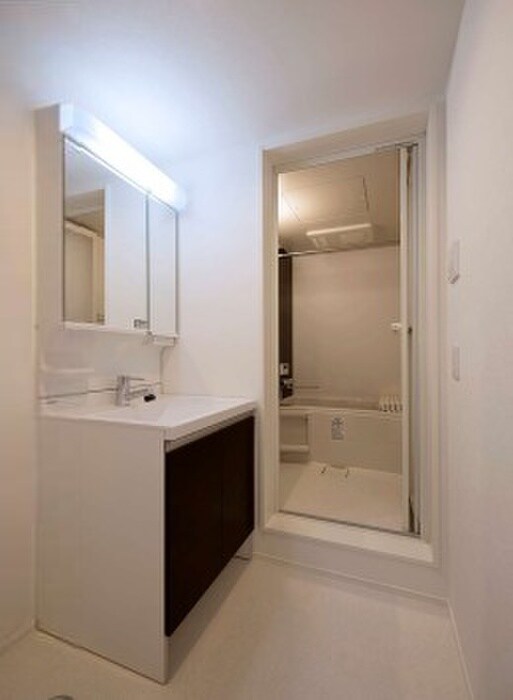 物件内観写真11　(洗面)