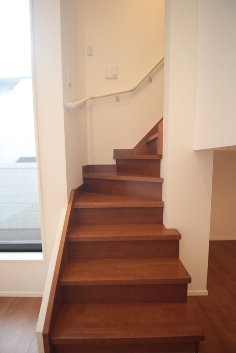 物件内観写真18　(廊下)