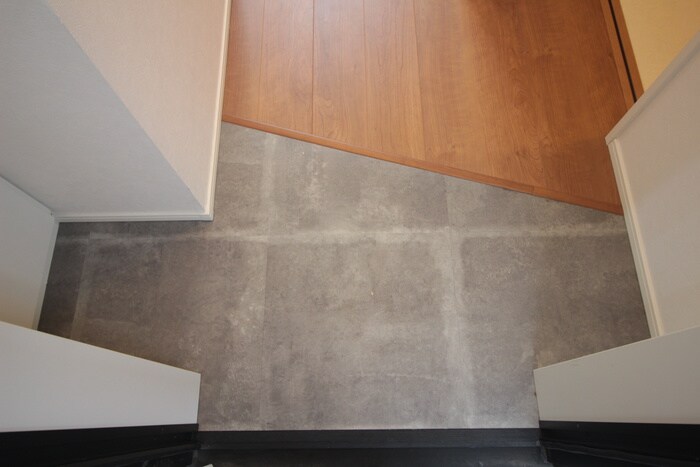 物件内観写真19　(玄関)