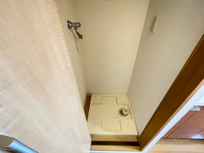 物件内観写真19　(洗濯機置場)