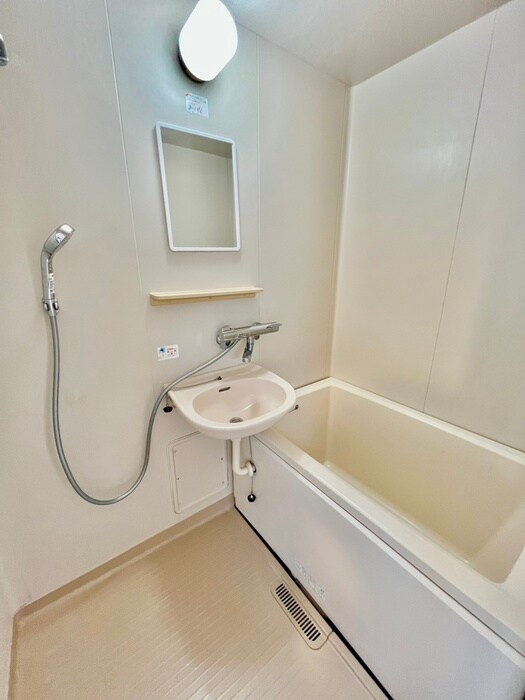 物件内観写真11　(バス／シャワールーム等)
