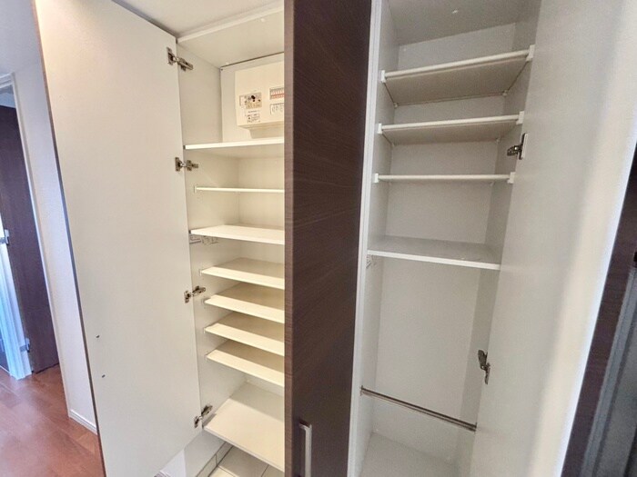 物件内観写真15　(靴箱)