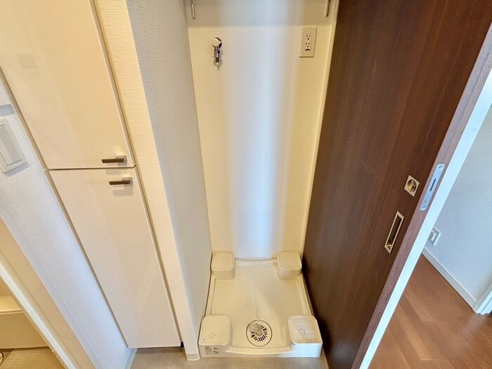 物件内観写真19　(洗濯機置場)