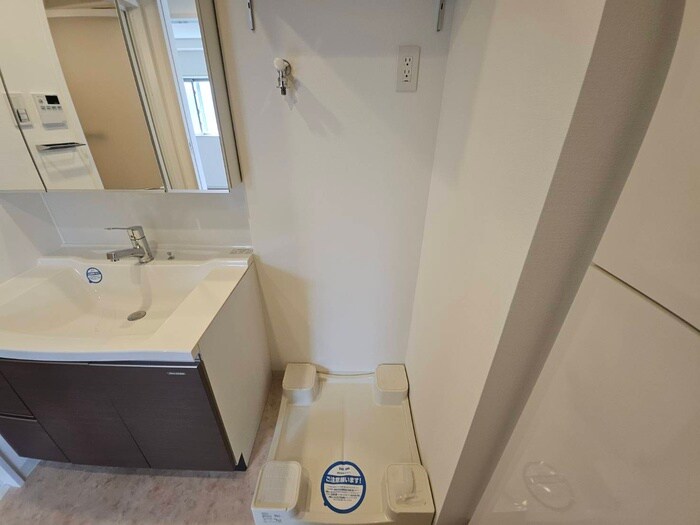 物件内観写真21　(洗濯機置場)