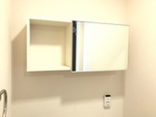 物件内観写真16　(収納)