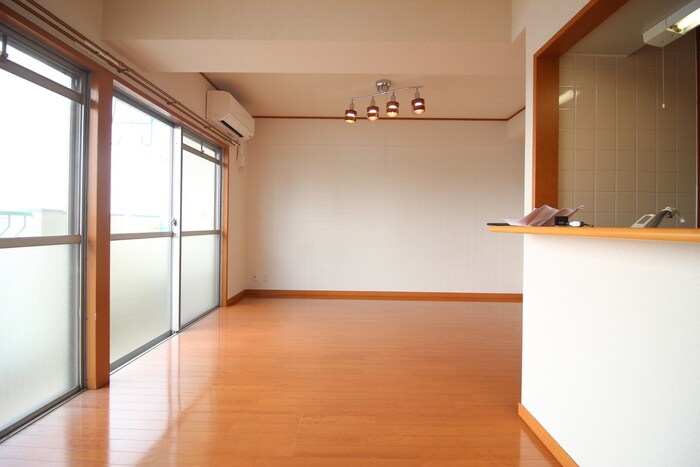 物件内観写真18　(居室)