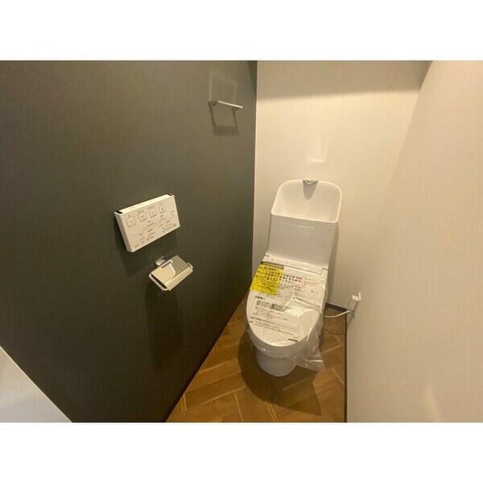 物件内観写真9　(トイレ)