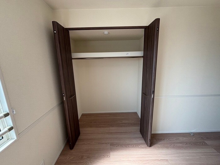 物件内観写真13　(収納)