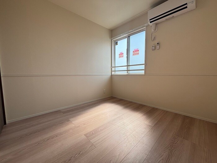 物件内観写真22　(居室)