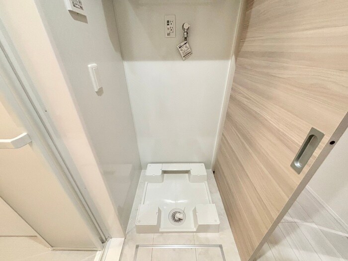 物件内観写真13　(洗濯機置場)