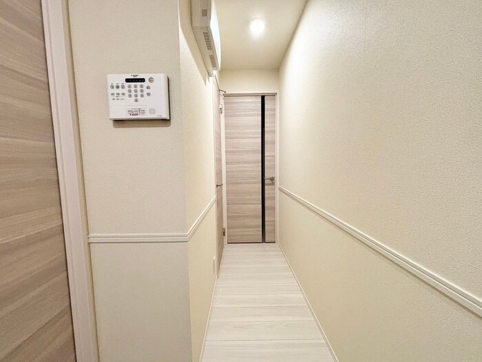 物件内観写真19　(廊下)
