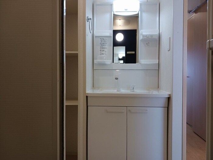 物件内観写真7　(洗面)