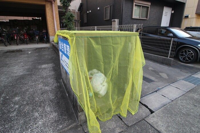 物件外観写真4　(建物設備)